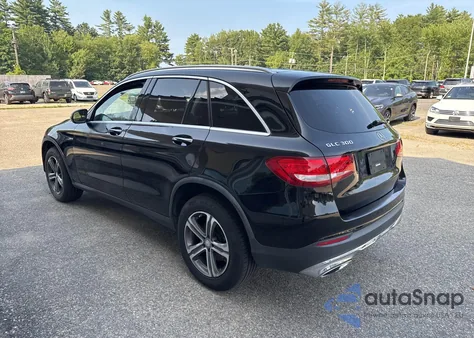 2016 Mercedes-Benz Glc 300 4Matic из США, поврежденный, VIN WDC0G4KB7GF071764